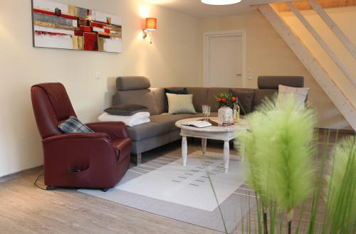 großzügiges Wohnzimmer
